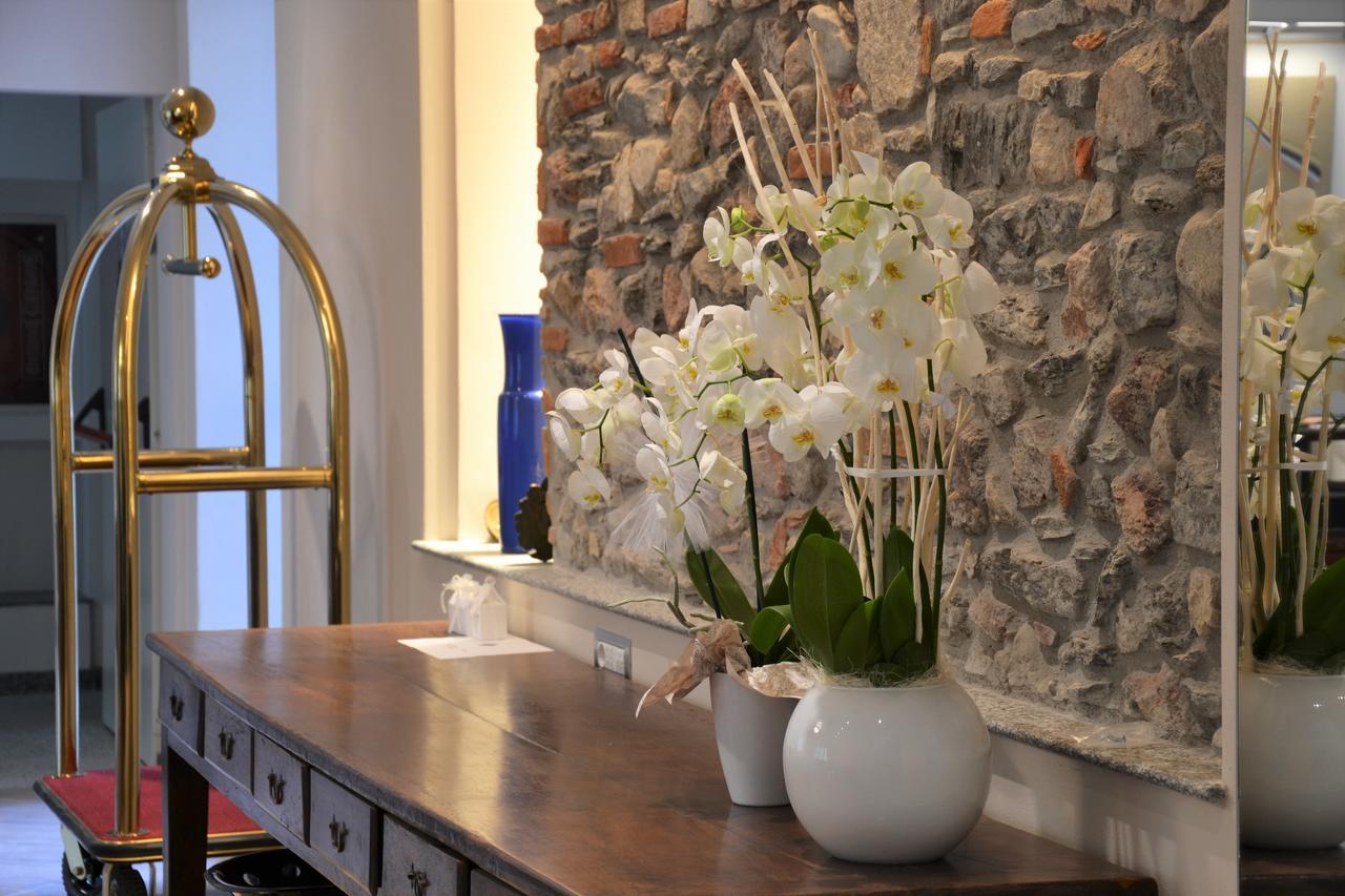 Ponti Hotel Angera